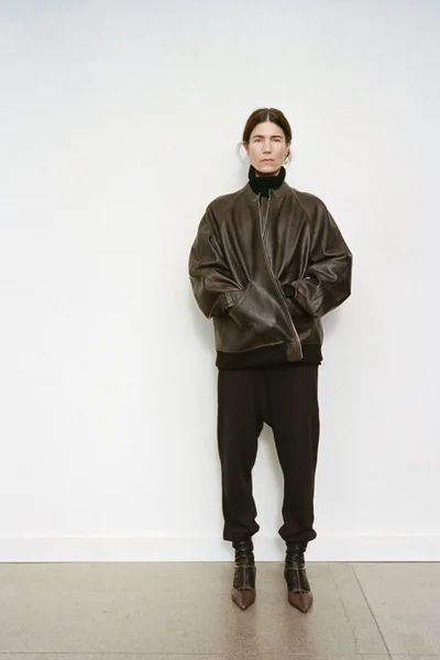 Look 11